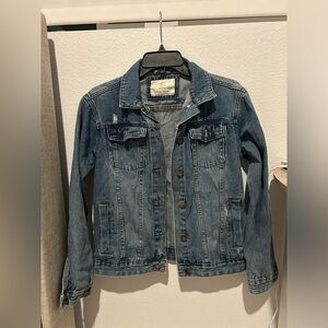Cotton on medium wash denim jacket
